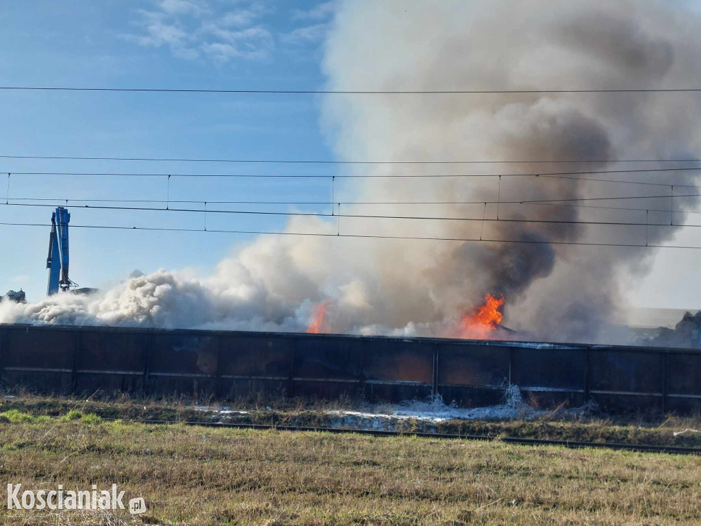 Pożar na składowisku w Przysiece Polskiej