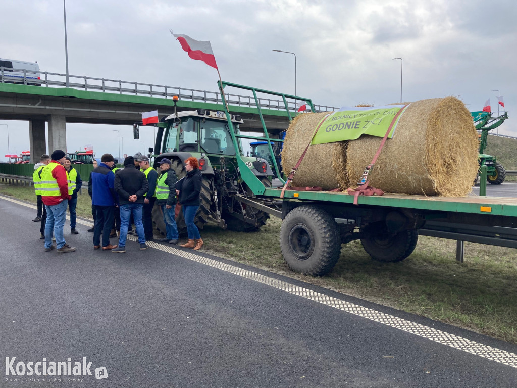 Rolnicy blokują wjazd na węzeł Kościan Północ