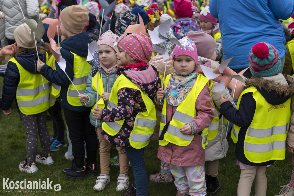 Przedszkolaki w Śmiglu powitały wiosnę