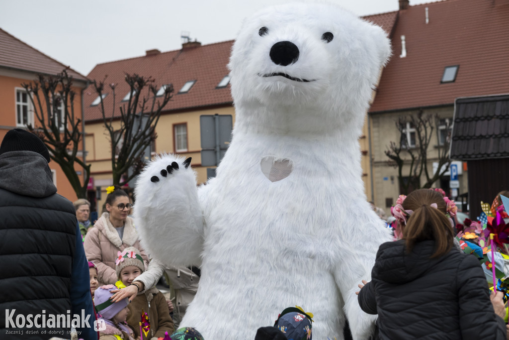 Przedszkolaki w Śmiglu powitały wiosnę