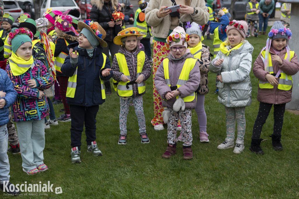 Przedszkolaki w Śmiglu powitały wiosnę