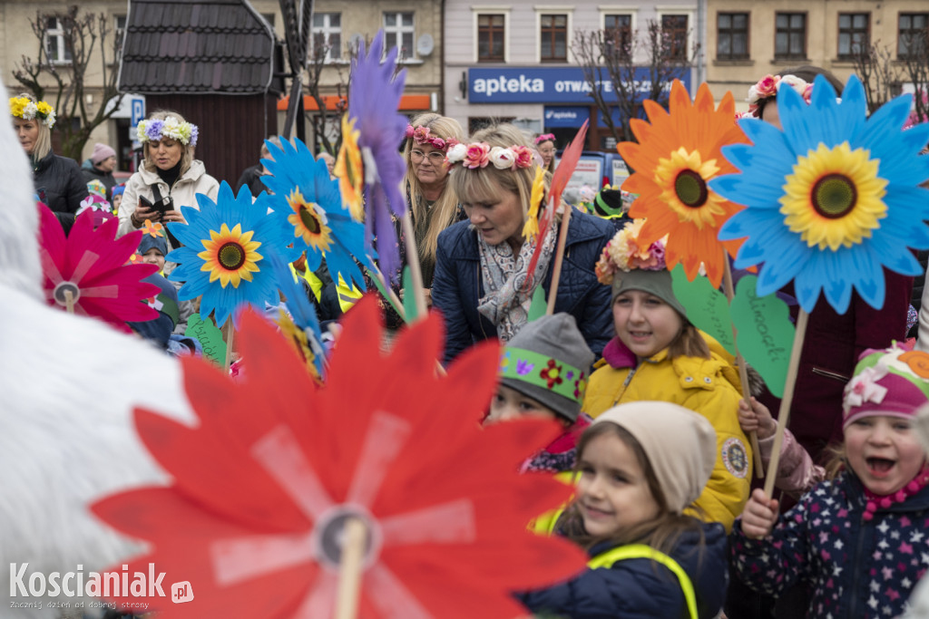 Przedszkolaki w Śmiglu powitały wiosnę