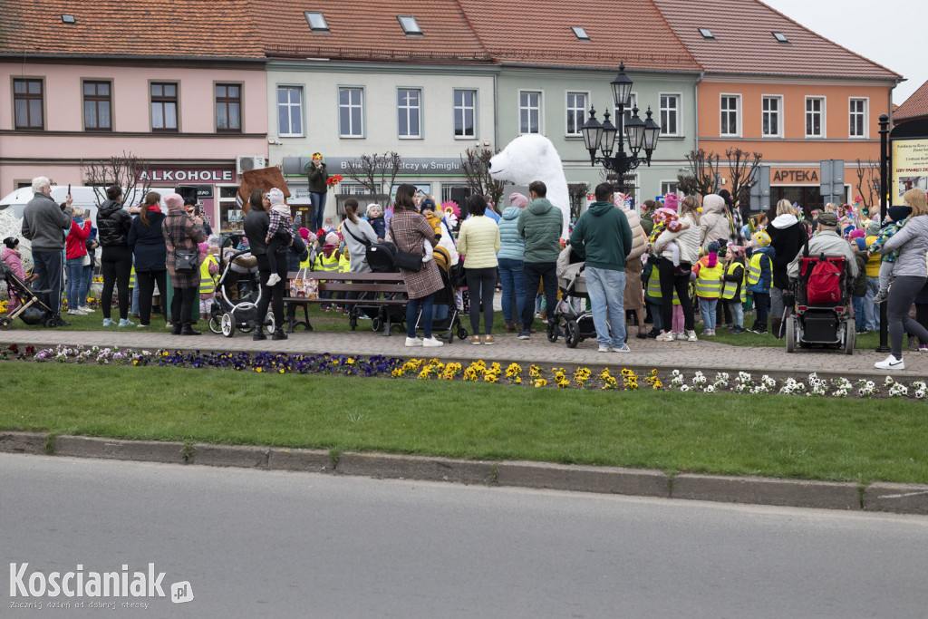 Przedszkolaki w Śmiglu powitały wiosnę