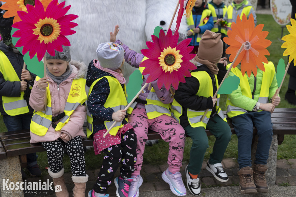 Przedszkolaki w Śmiglu powitały wiosnę