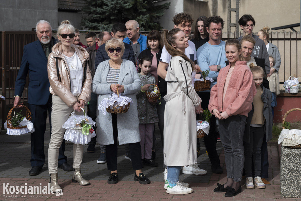 Święcenie pokarmów w Kiełczewie