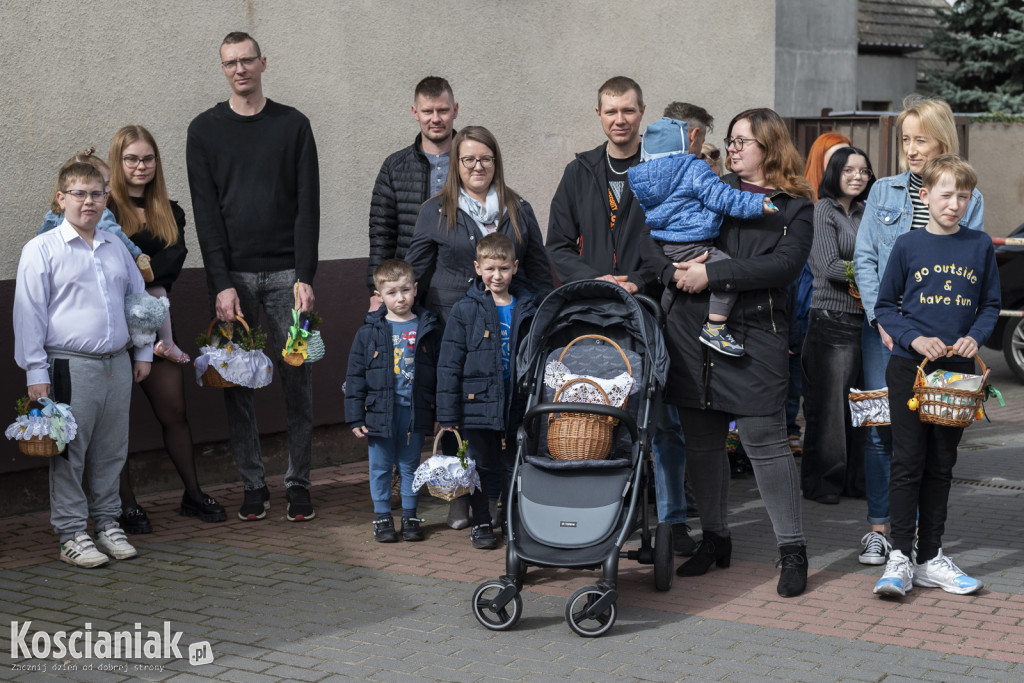 Święcenie pokarmów w Kiełczewie