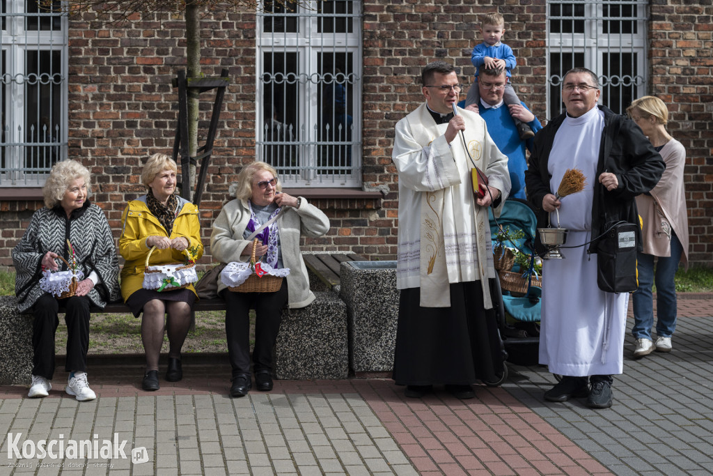 Święcenie pokarmów w Kiełczewie