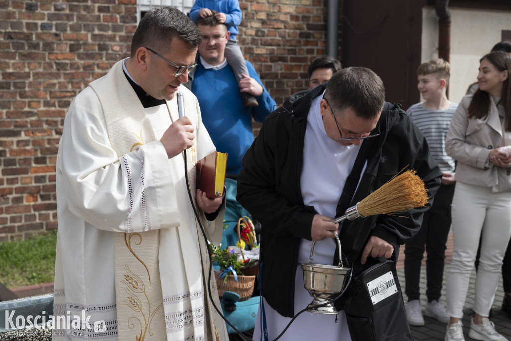 Święcenie pokarmów w Kiełczewie