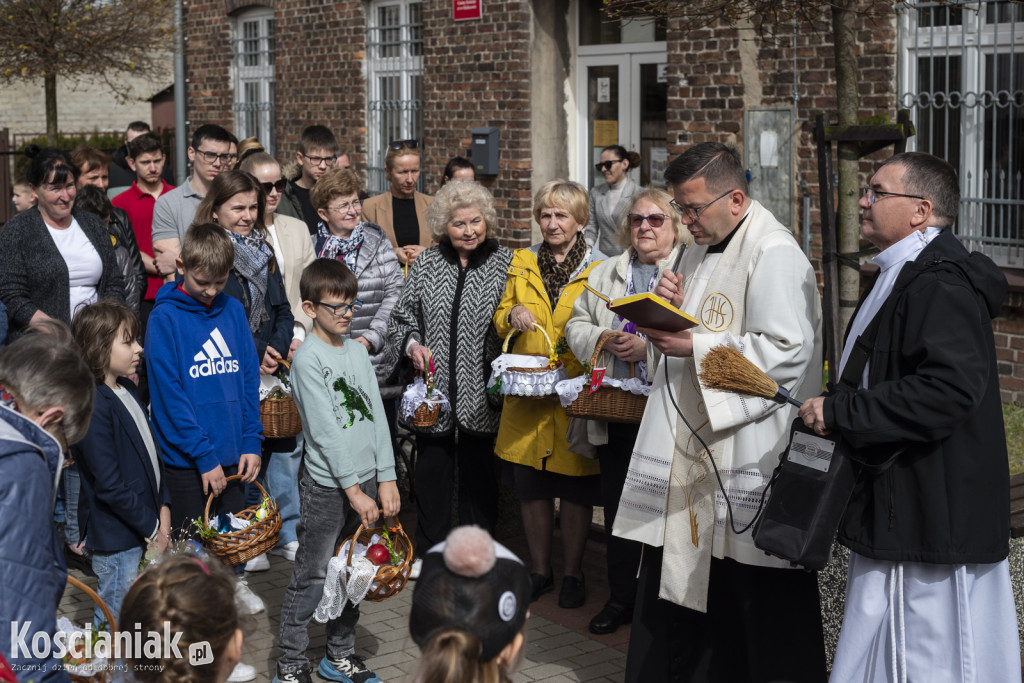 Święcenie pokarmów w Kiełczewie