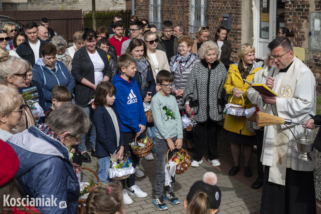 Święcenie pokarmów w Kiełczewie