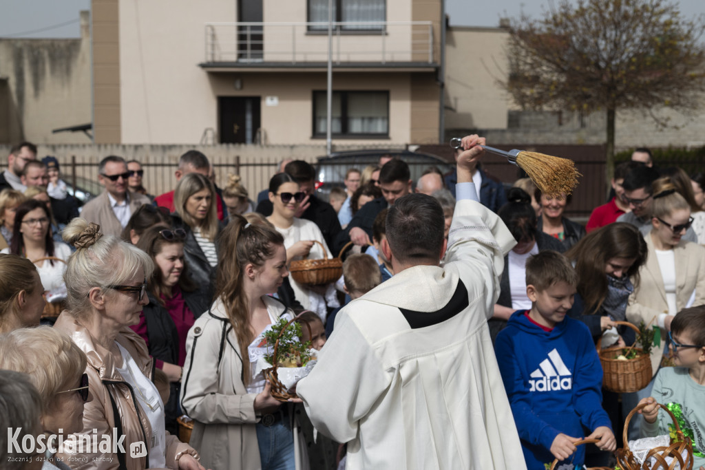 Święcenie pokarmów w Kiełczewie