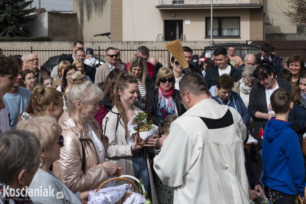 Święcenie pokarmów w Kiełczewie