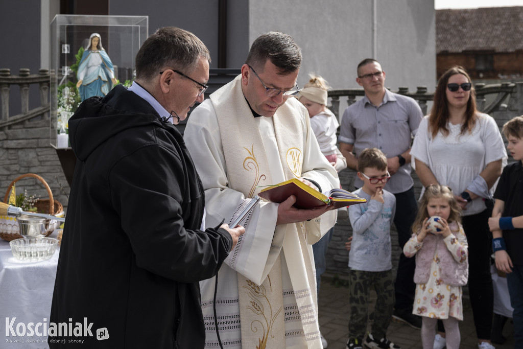 Święcenie pokarmów w Kiełczewie