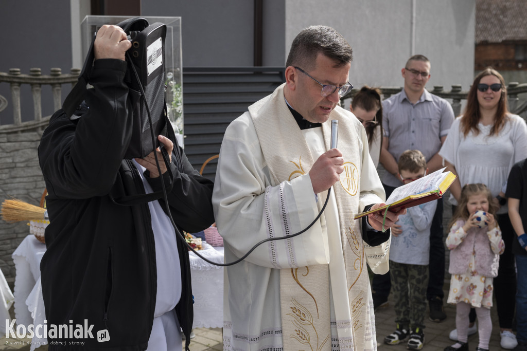 Święcenie pokarmów w Kiełczewie