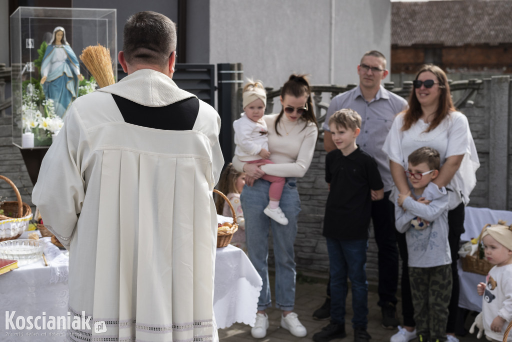 Święcenie pokarmów w Kiełczewie