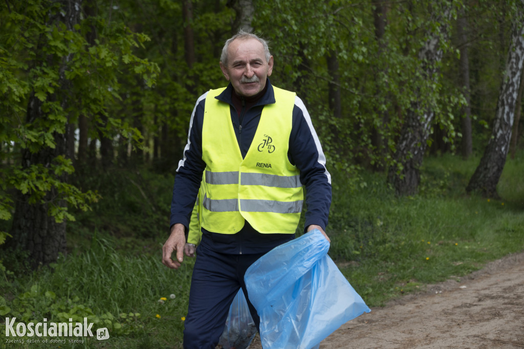 Akcja sprzątania w Nowym Dębcu