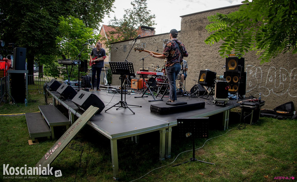 Open stage, czyli granie pod kasztanami