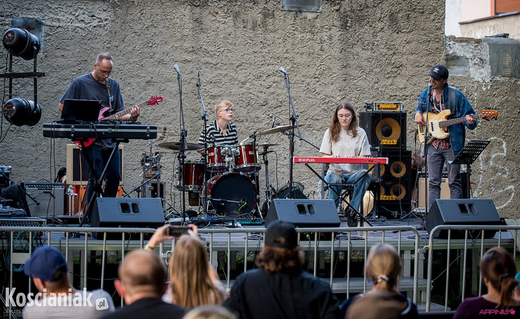 Open stage, czyli granie pod kasztanami