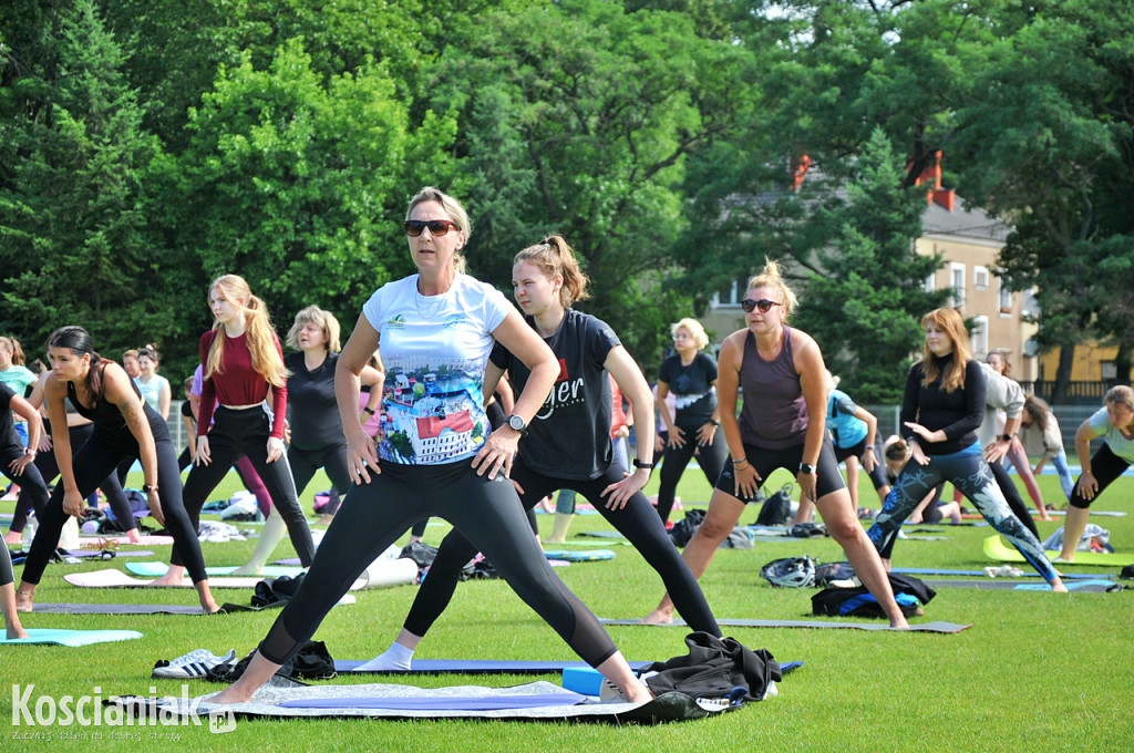 Joga na stadionie z Przystanią Mocy