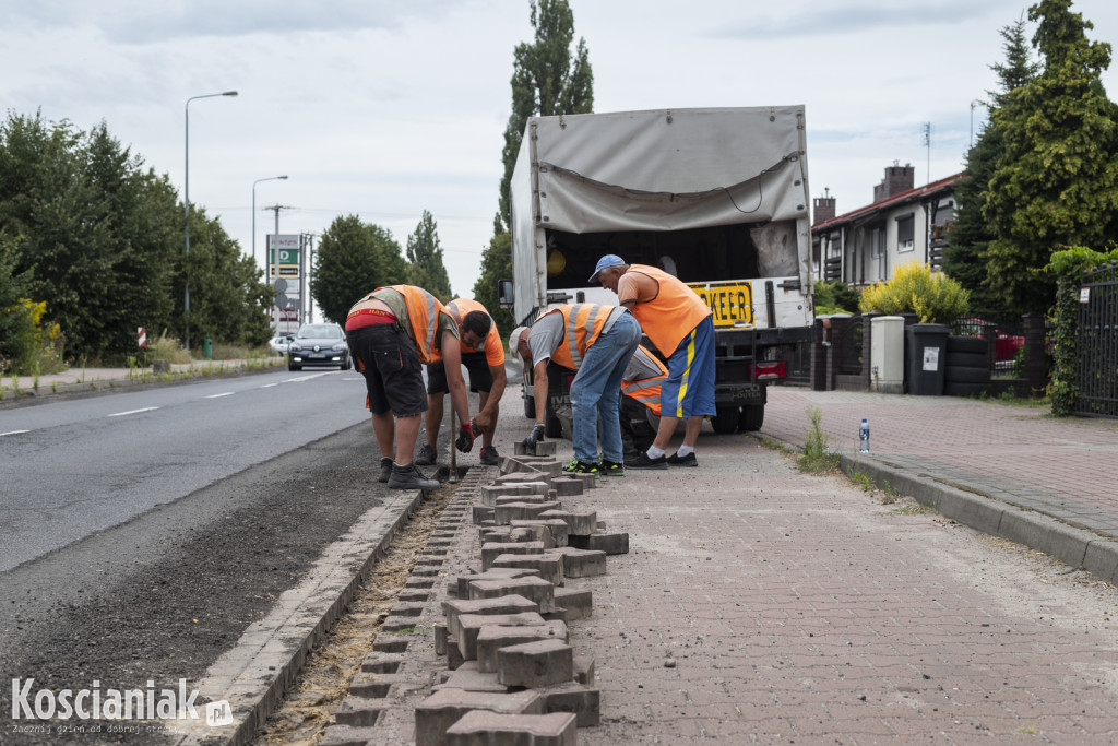 Remont Poznańskiej: drogowcy zaczęli drugi odcinek [ZDJĘCIA]