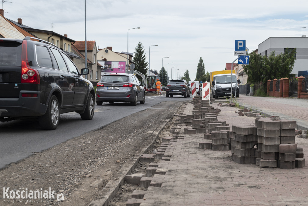 Remont Poznańskiej: drogowcy zaczęli drugi odcinek [ZDJĘCIA]