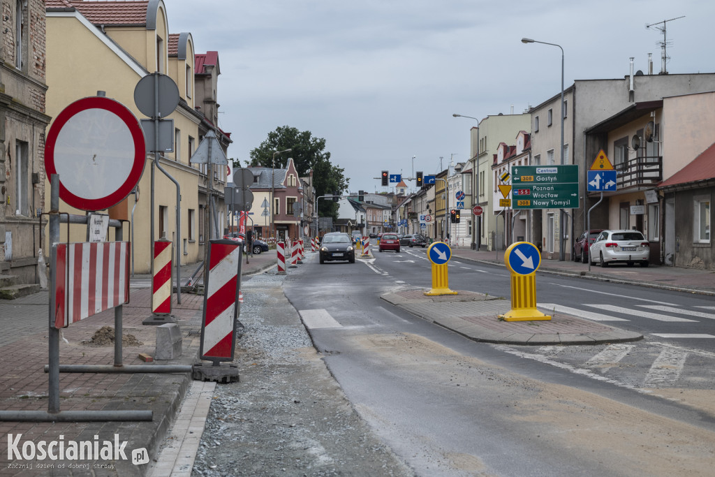 Remont Poznańskiej: drogowcy zaczęli drugi odcinek [ZDJĘCIA]