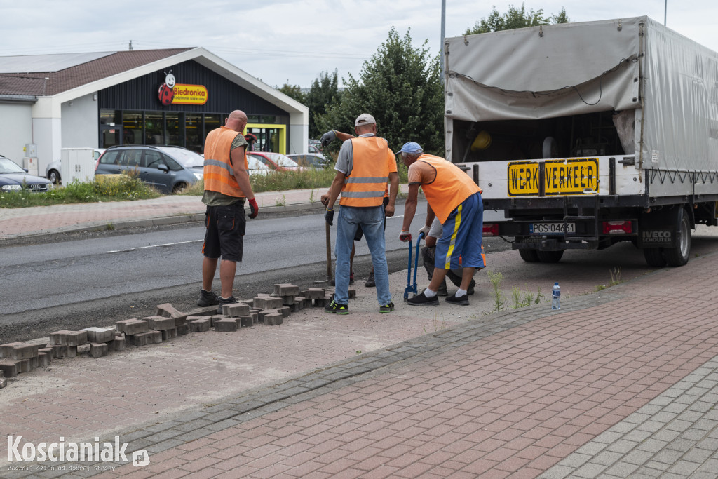 Remont Poznańskiej: drogowcy zaczęli drugi odcinek [ZDJĘCIA]