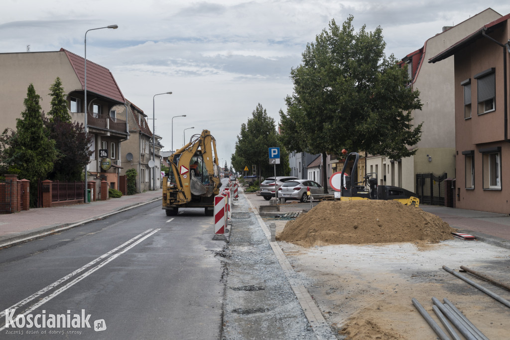 Remont Poznańskiej: drogowcy zaczęli drugi odcinek [ZDJĘCIA]