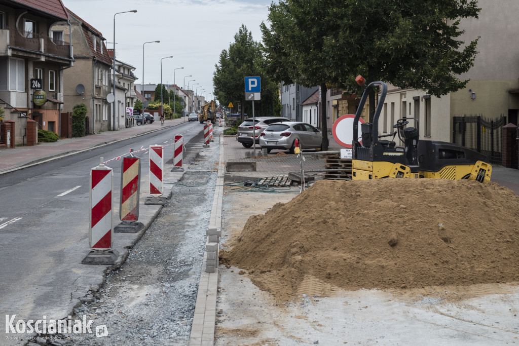 Remont Poznańskiej: drogowcy zaczęli drugi odcinek [ZDJĘCIA]