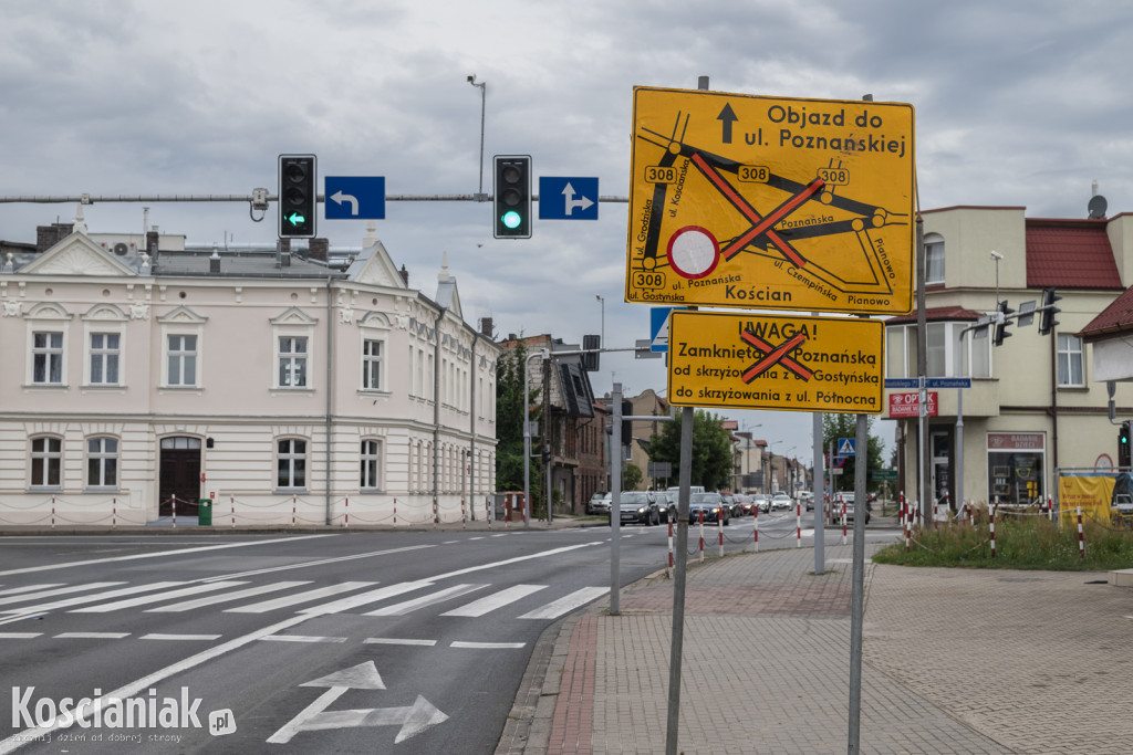 Remont Poznańskiej: drogowcy zaczęli drugi odcinek [ZDJĘCIA]