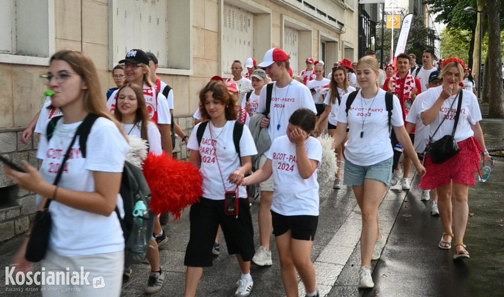 Grupa z Racotu kibicuje w Paryżu