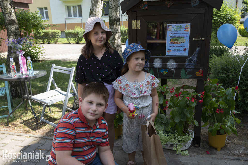 „Wędrująca książka” stanęła na os. Piastowskim