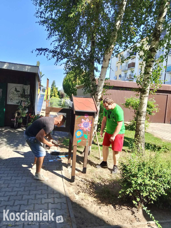 „Wędrująca książka” stanęła na os. Piastowskim