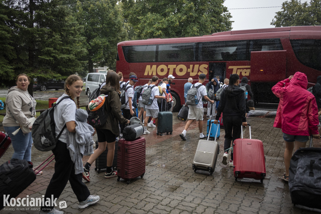 Druga grupa kibiców z Racotu wyjechała do Paryża