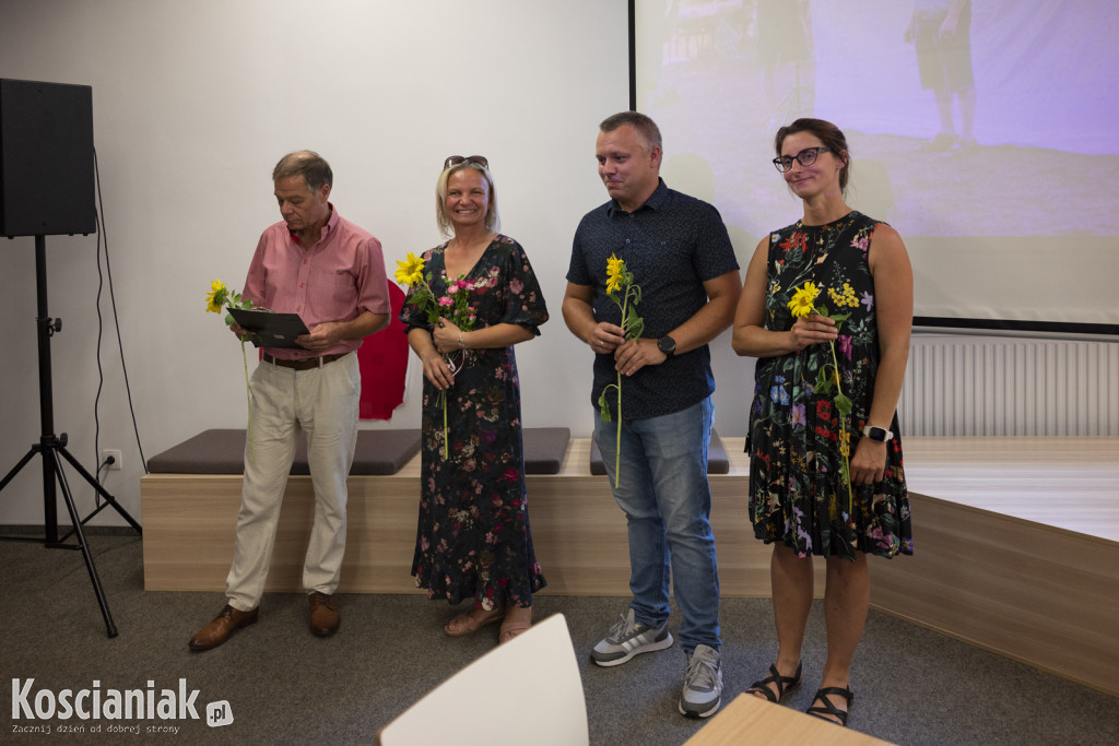 Wystawa „Fotografowie wędrowni” w bibliotece