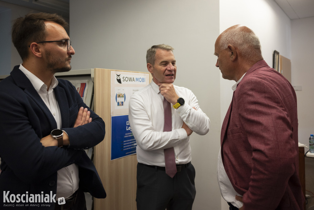 Wystawa „Fotografowie wędrowni” w bibliotece