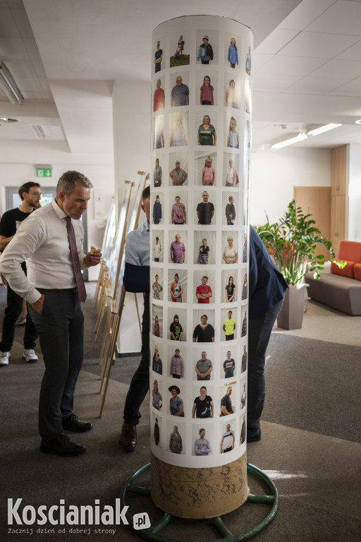 Wystawa „Fotografowie wędrowni” w bibliotece