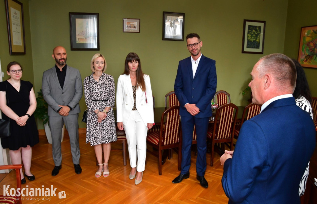 Starosta wręczył awanse nauczycielom