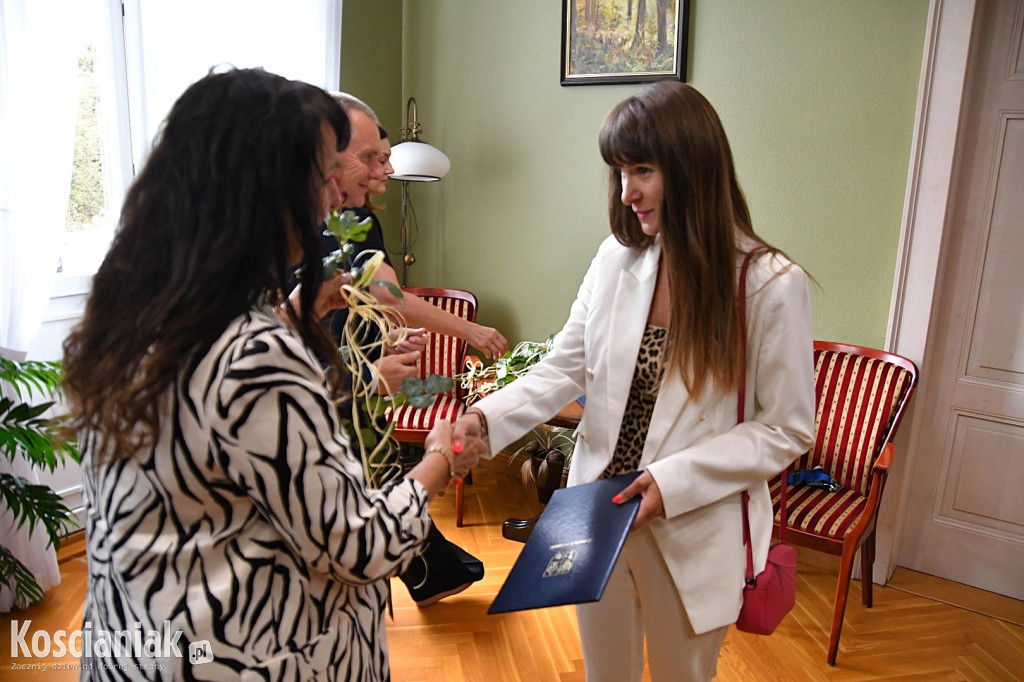 Starosta wręczył awanse nauczycielom