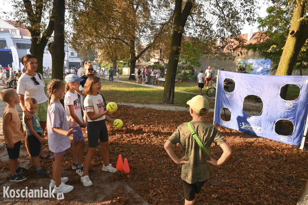 Tęcza Kościan zaprezentowała drużynę i sponsorów