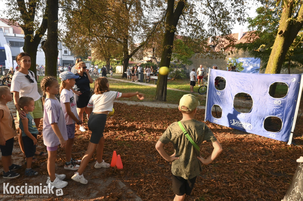 Tęcza Kościan zaprezentowała drużynę i sponsorów