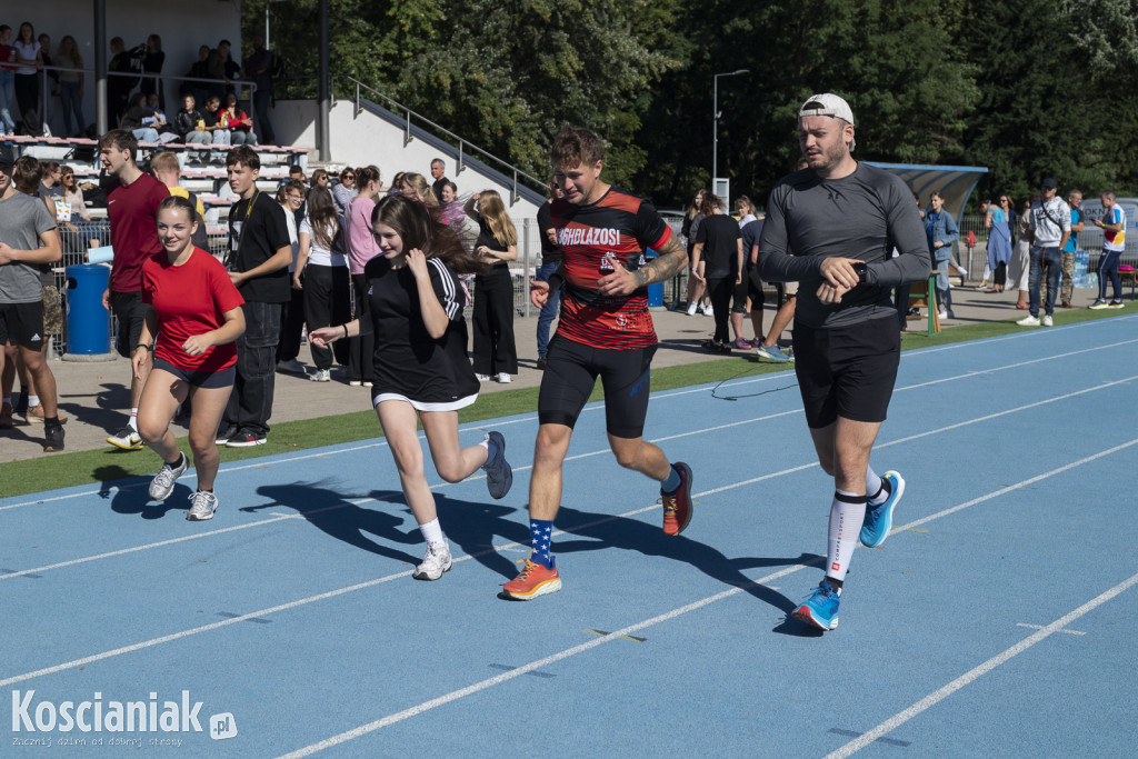 Dominik Wolff na stadionie z Kolbergowiczami