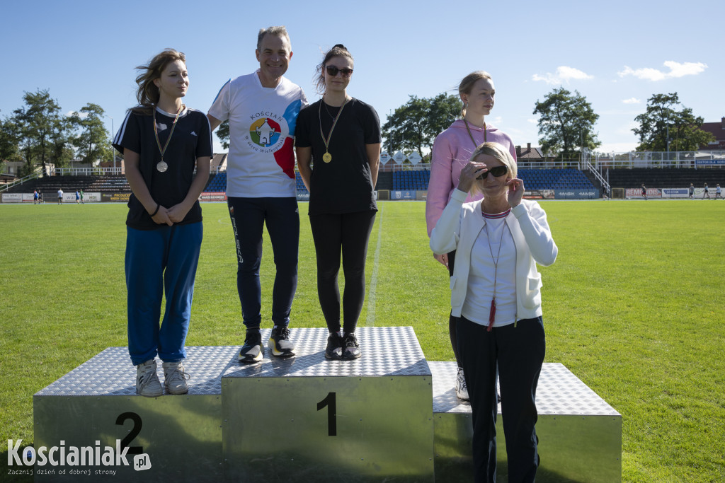 Dominik Wolff na stadionie z Kolbergowiczami