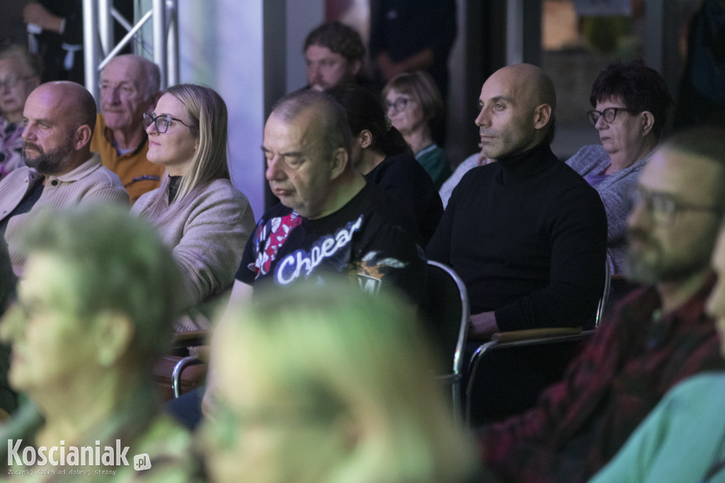 Koncert zespołu Jesienni w bibliotece