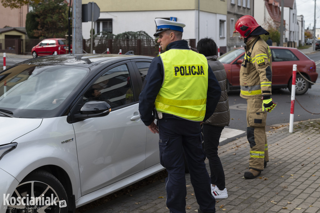 Kolizja na skrzyżowaniu w okolicy cmentarza