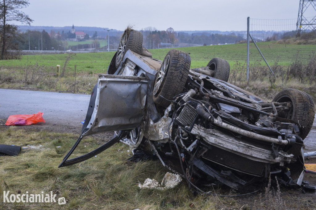 Pijany kierowca dachował za Radomickiem