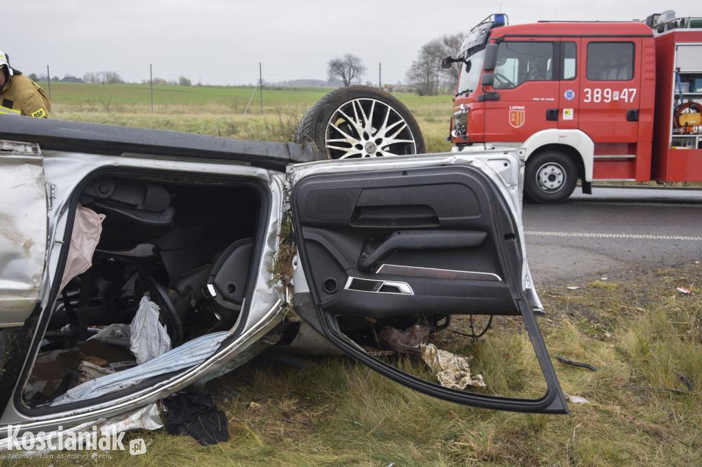 Pijany kierowca dachował za Radomickiem