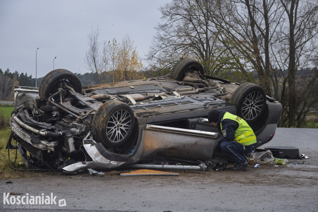 Pijany kierowca dachował za Radomickiem