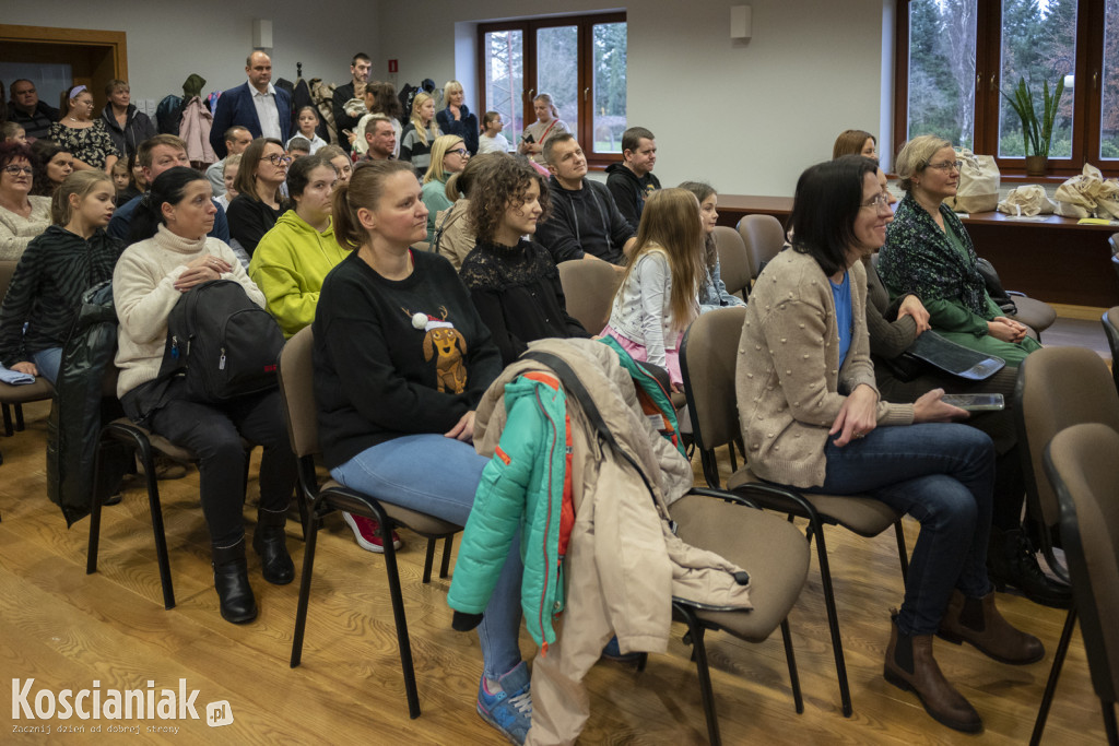 Nagrody dla laureatów konkursu Nadleśnictwa