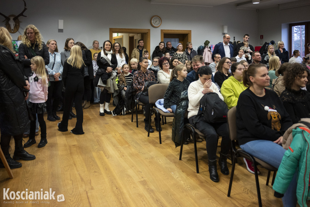 Nagrody dla laureatów konkursu Nadleśnictwa